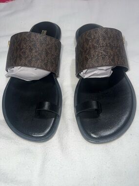 MICHAEL Michael Kors August Flat Sandals- Brown/ Black Logo